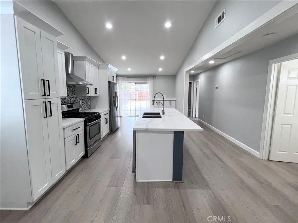 Photo of 12257 HYTHE Street, Moreno Valley, CA 92557 (MLS # IV26072446)