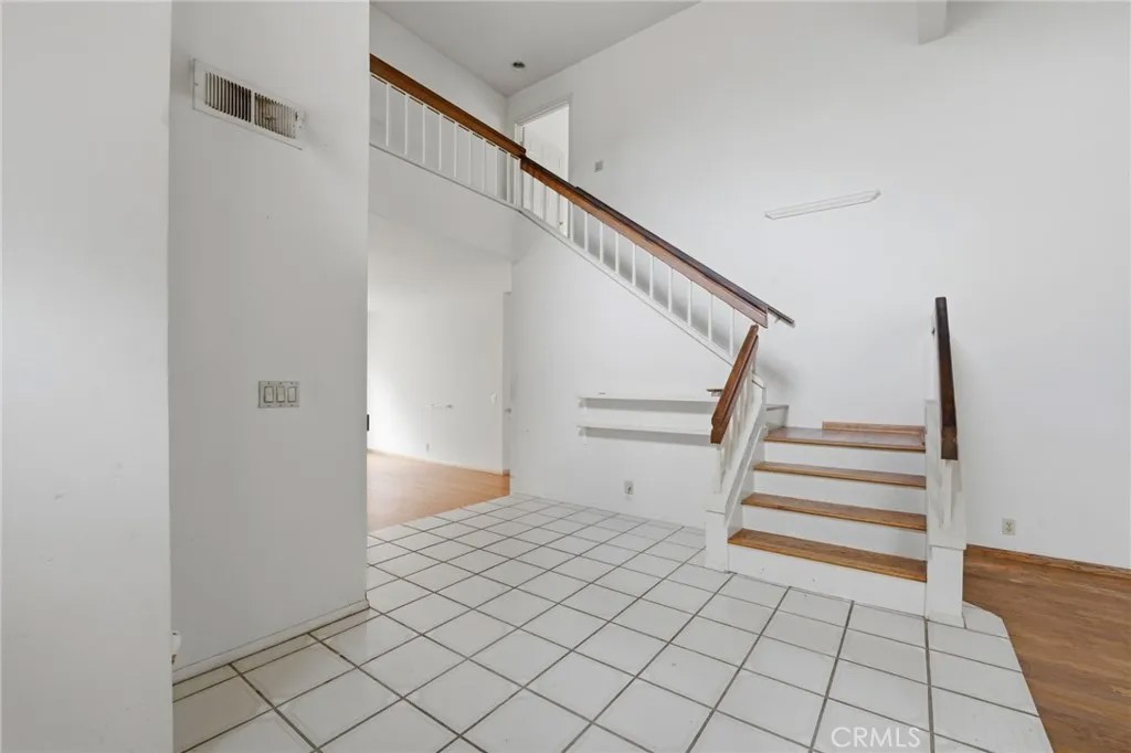 15716 Birchwood