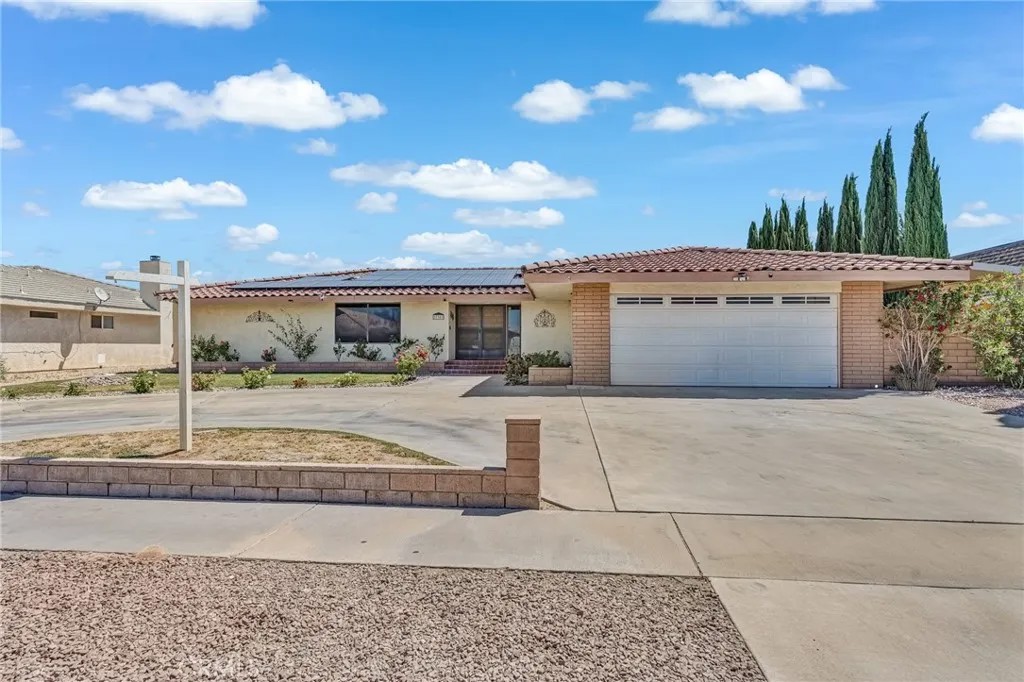 27387 Lakeview Drive