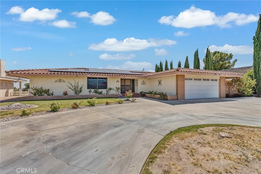 27387 Lakeview Drive