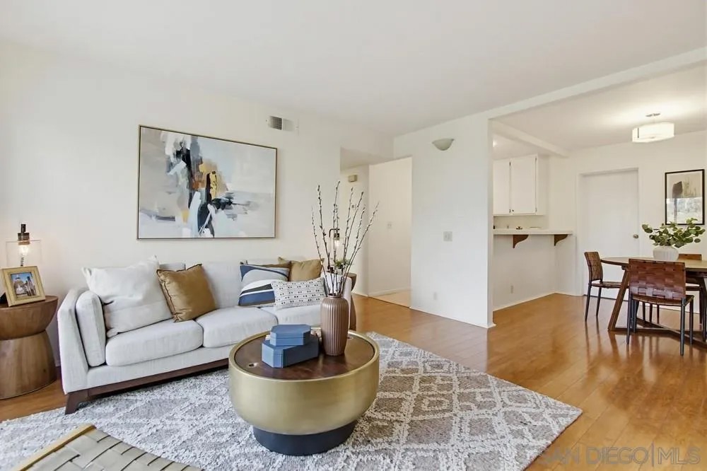 4235 Porte De Palmas 182