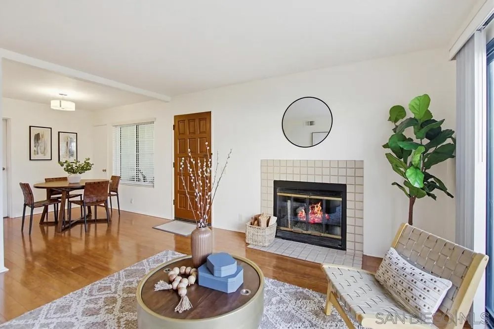 4235 Porte De Palmas 182