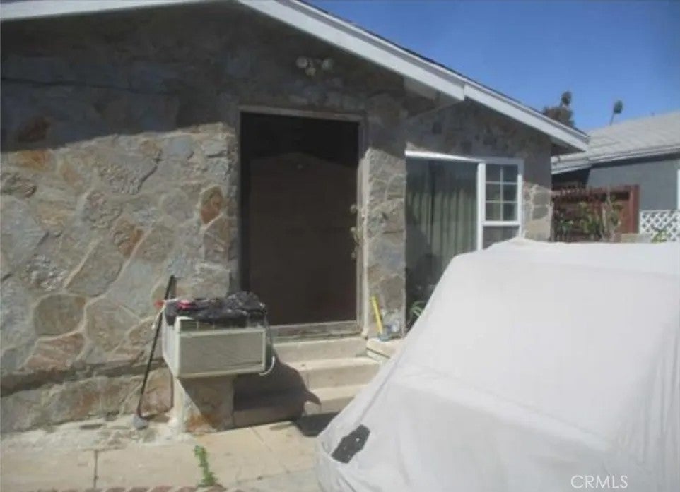 1521 S Cloverdale