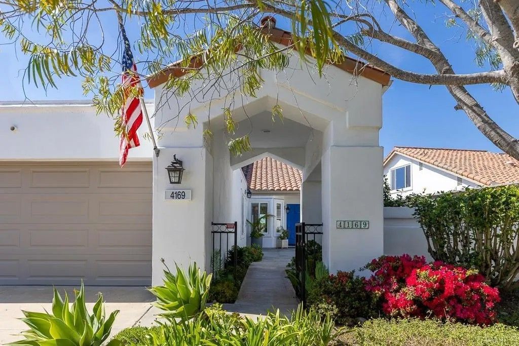 Photo of 4169 Rhodes Way, Oceanside, CA 92056 (MLS # NDP2602923)