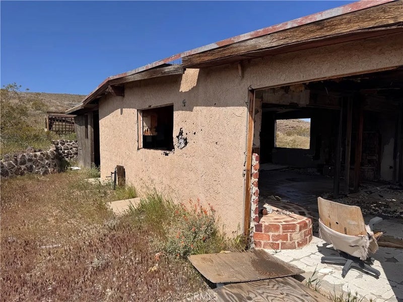 4334 Yucca Mesa Road