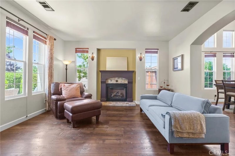 963 Vista Cerro Drive