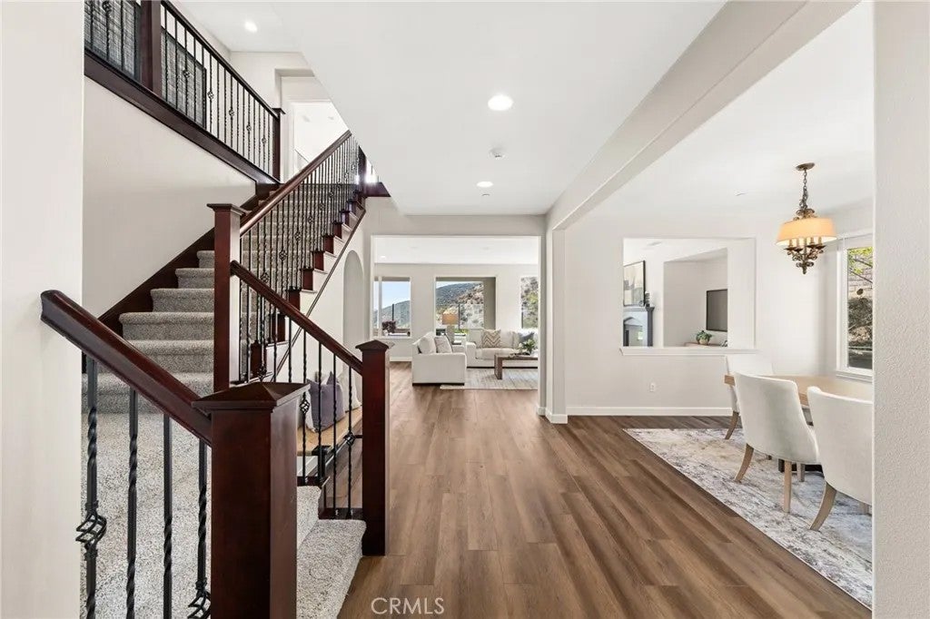 4568 Creekside