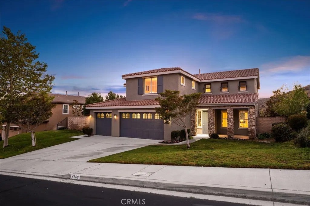 4568 Creekside