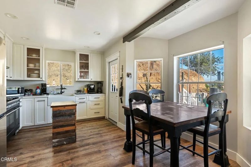 845 Mission Drive