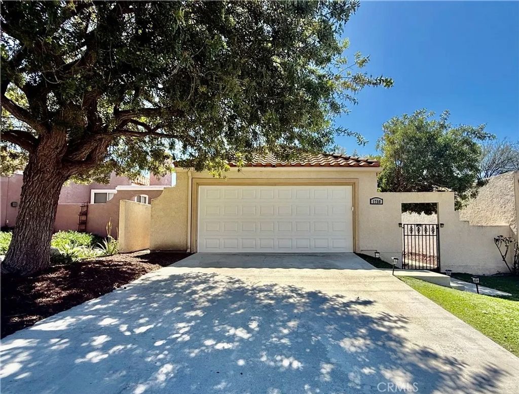 Photo of 1750 Carrera Dr, San Jacinto, CA 92583 (MLS # PW26044825)