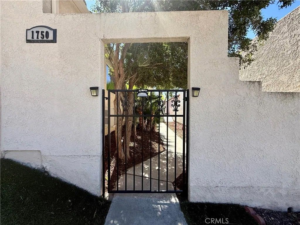 Photo of 1750 Carrera Dr, San Jacinto, CA 92583 (MLS # PW26044825)