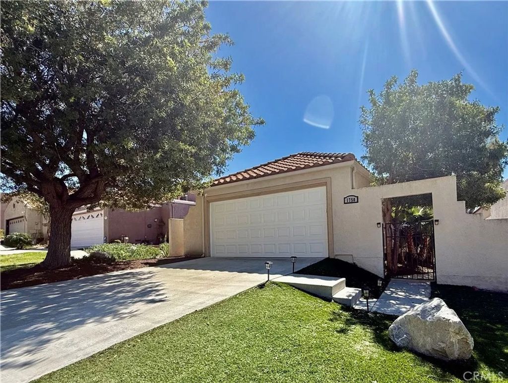 Photo of 1750 Carrera Dr, San Jacinto, CA 92583 (MLS # PW26044825)