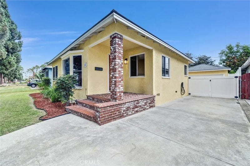 4818 Premiere Avenue