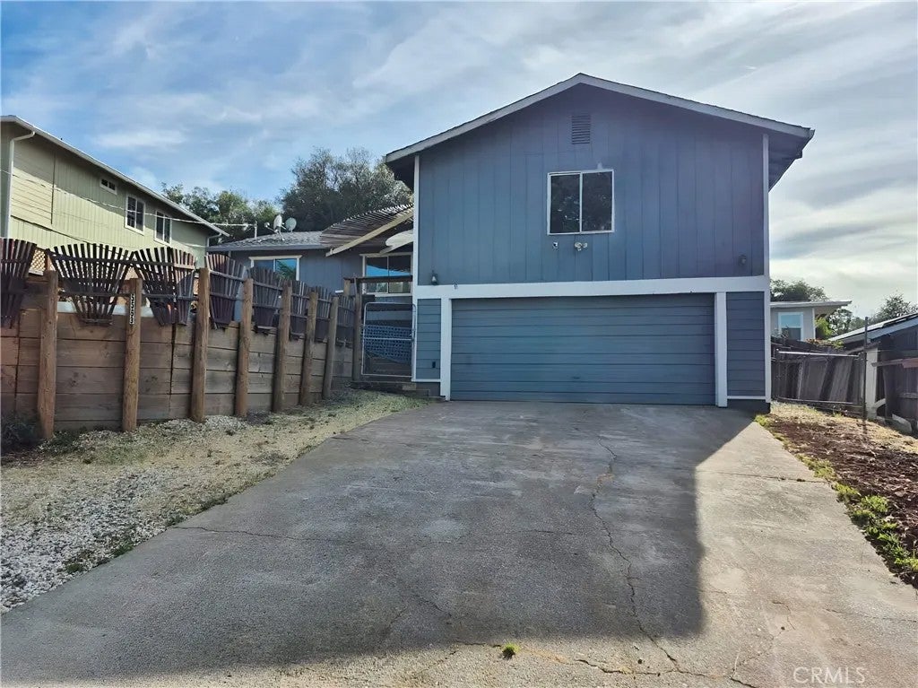 5563 Vista Drive