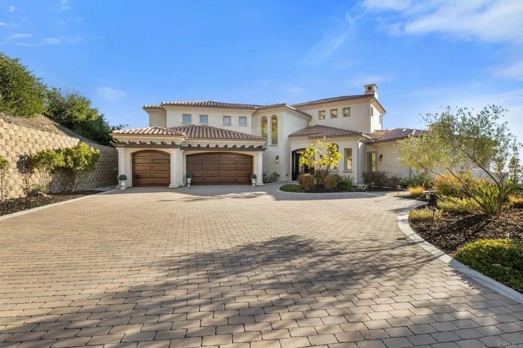 Photo of 7795 Camino De Arriba, Rancho Santa Fe, CA 92067 (MLS # NDP2509866)