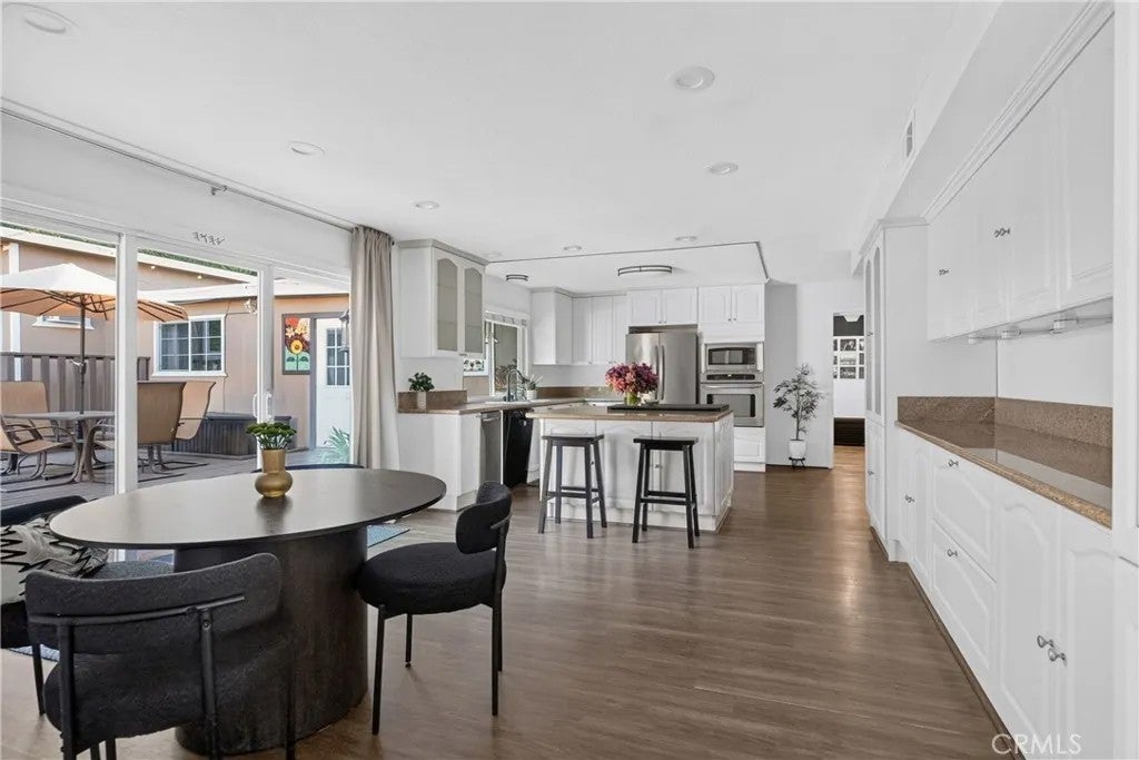 5038 Blackhorse Road