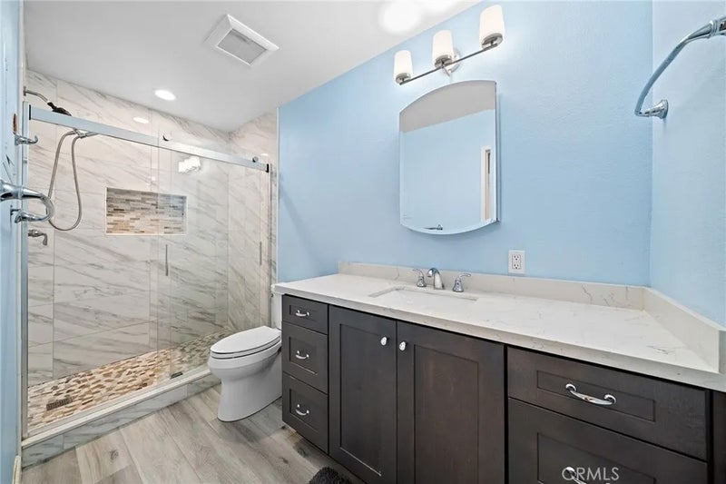 7720 Riverdale B