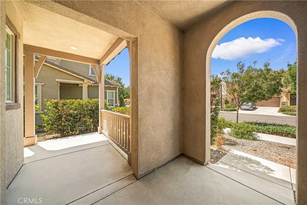 4883 S Bountiful