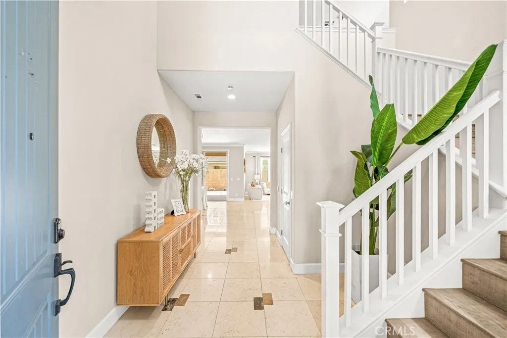 4883 S Bountiful