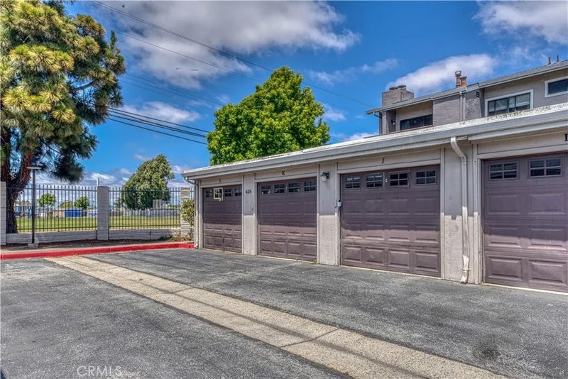 425 W Laurel K