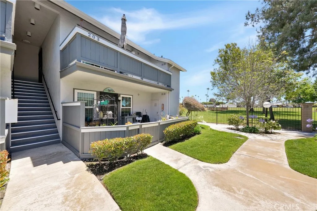 18292 Parkview