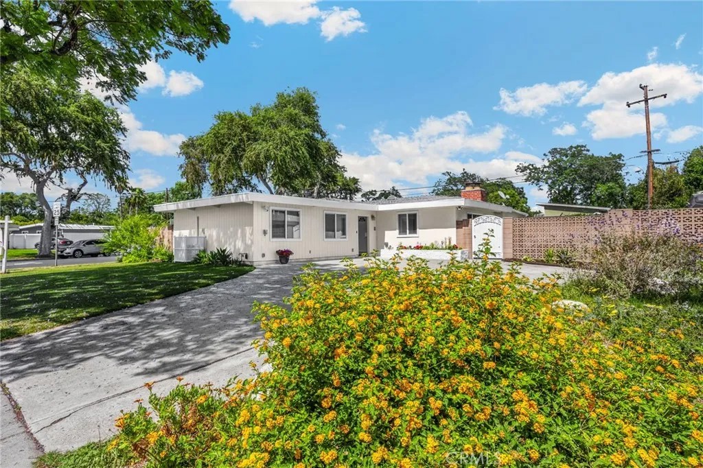 1012 Maertin Lane