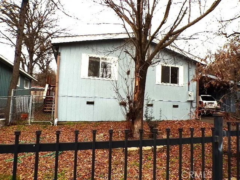 Photo of 14616 Pearl Avenue, Clearlake, CA 95422 (MLS # LC25282374)