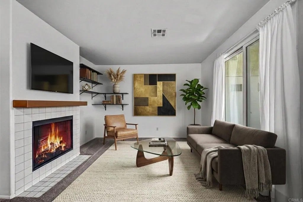 10915 Sabre Hill 364