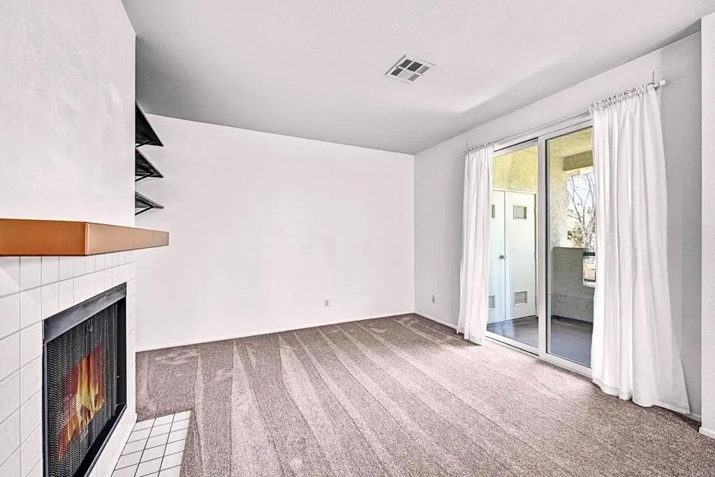 10915 Sabre Hill 364