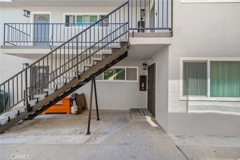 233 W Oliver Street