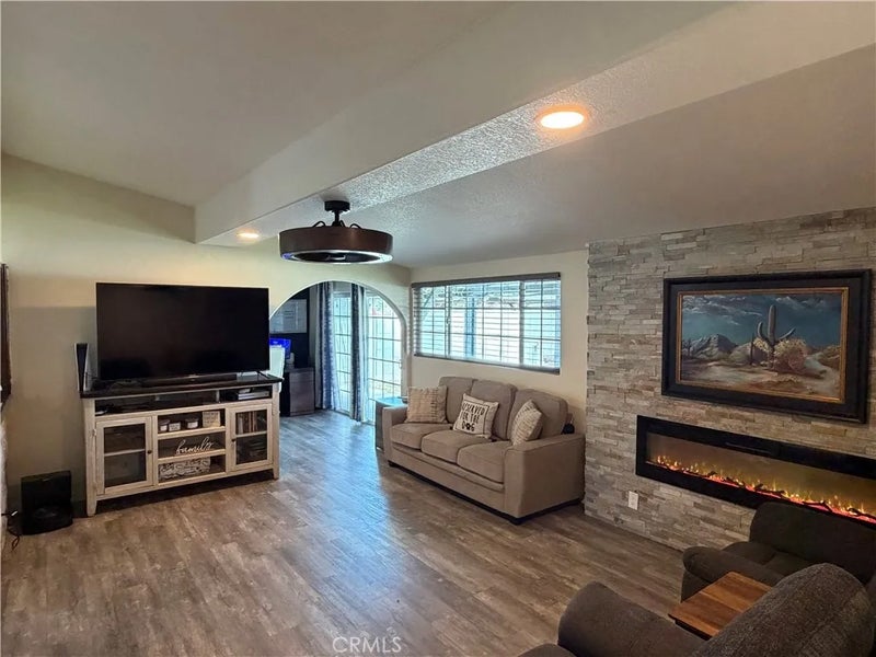 13957 Bora Dr