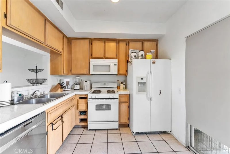 926 W Philadelphia K57