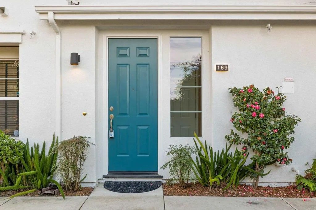 Photo of 780 Harbor Cliff Way #169, Oceanside, CA 92054 (MLS # NDP2600883)