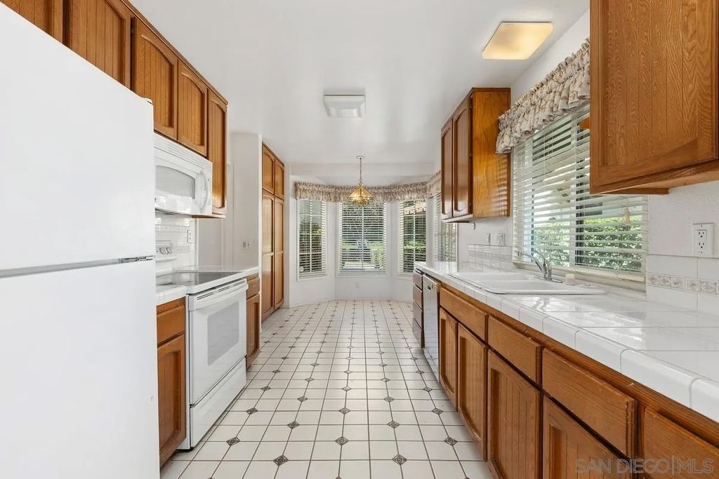 Photo of 17423 Carnton Way, San Diego, CA 92128 (MLS # 260008658)