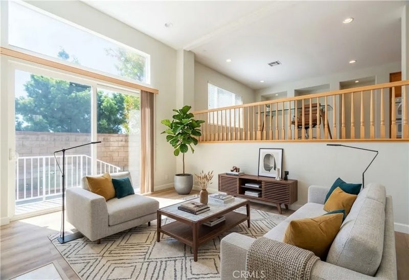 2815 Sepulveda Boulevard 5