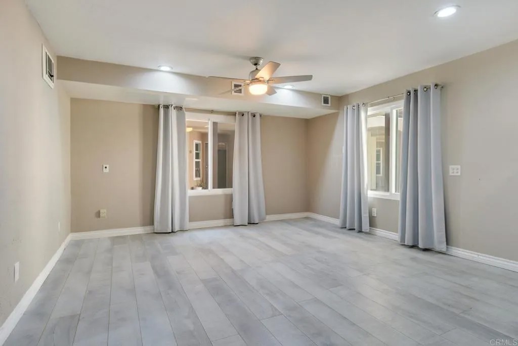 2828 Famosa Boulevard 104