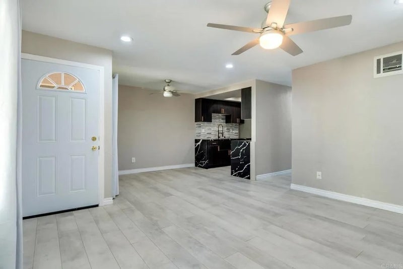 2828 Famosa Boulevard 104