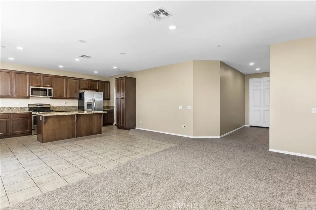 1458 Coyote Lane