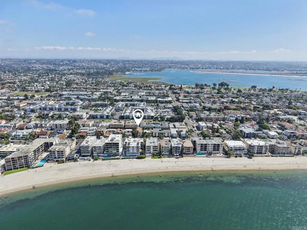 3843 Riviera Drive 1