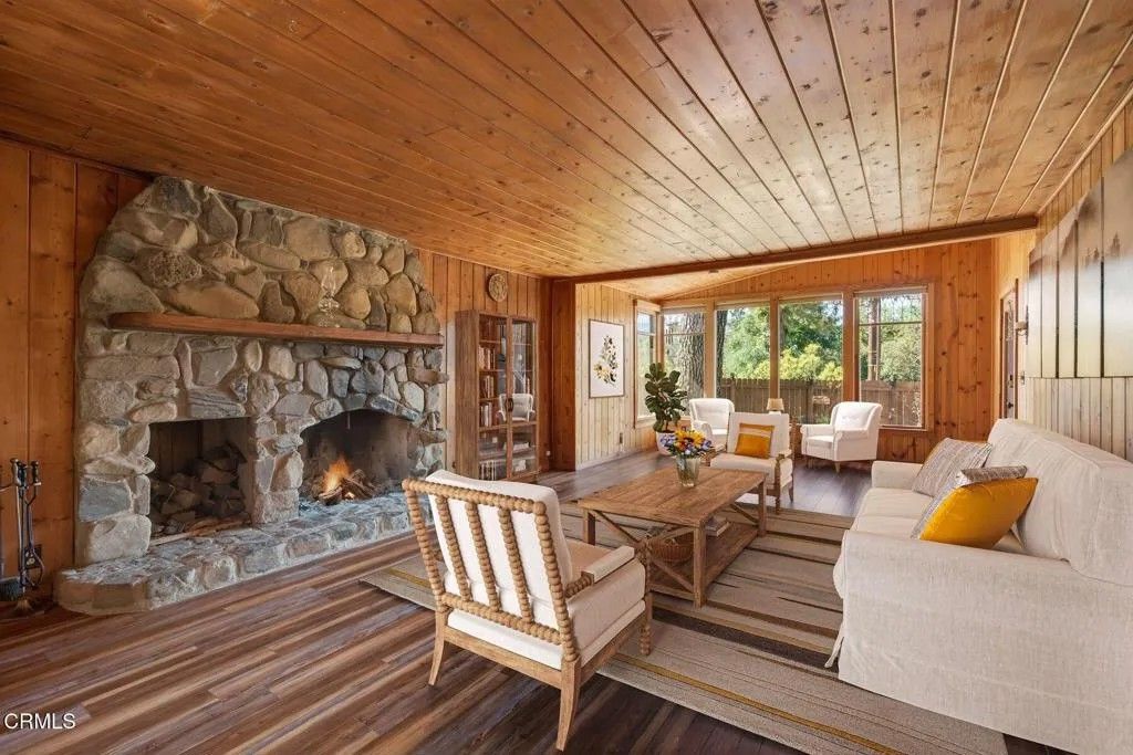 Photo of 12752 Sisar Road, Ojai, CA 93023 (MLS # V1-35419)