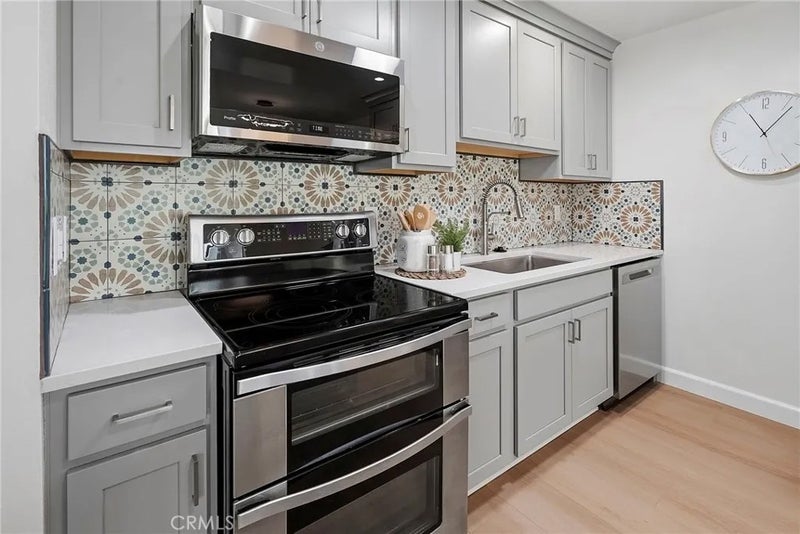 611 S Prospect Avenue 103