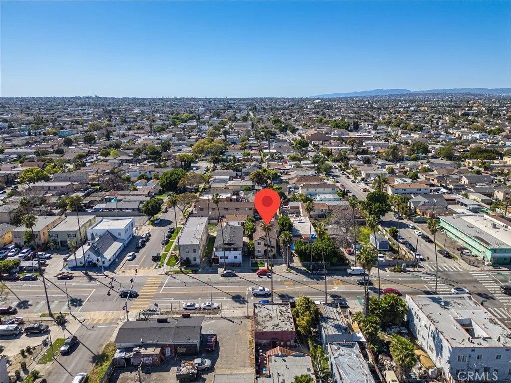 Photo of 8315 Avalon Blvd, Los Angeles, CA 90003 (MLS # SR26058193)