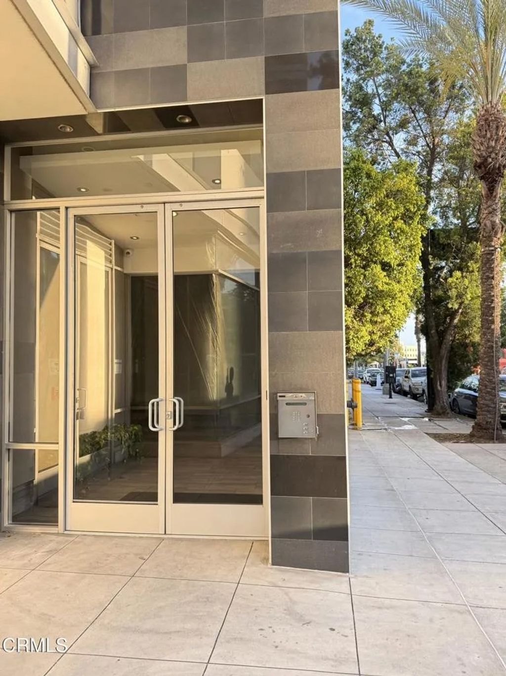 Photo of 482 S Arroyo #410, Pasadena, CA 91105 (MLS # P1-26805)