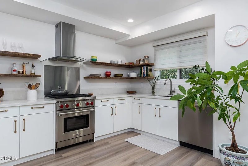 2428 E Del Mar Boulevard 207