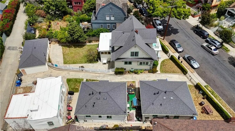 717 E Kensington