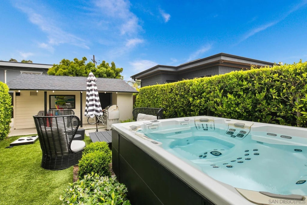 Photo of 364 Pacific Ave, Solana Beach, CA 92075 (MLS # 260021211)