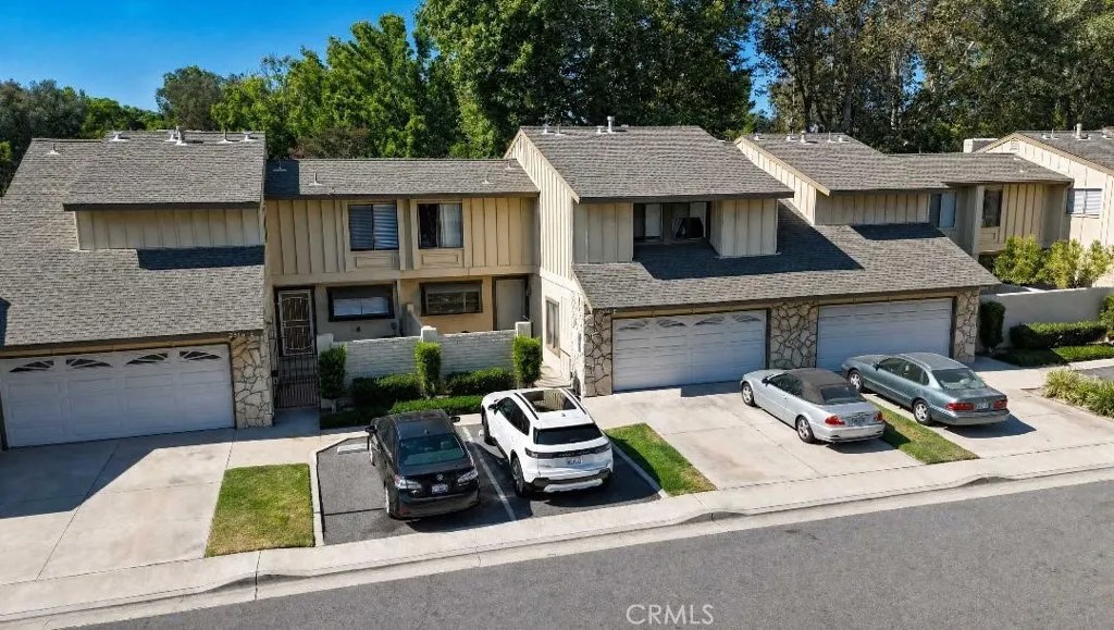 2514 N Tustin E