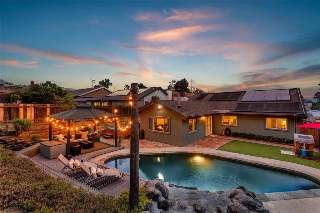 Photo of 8677 Via Del Luz, El Cajon, CA 92021 (MLS # 260009983)