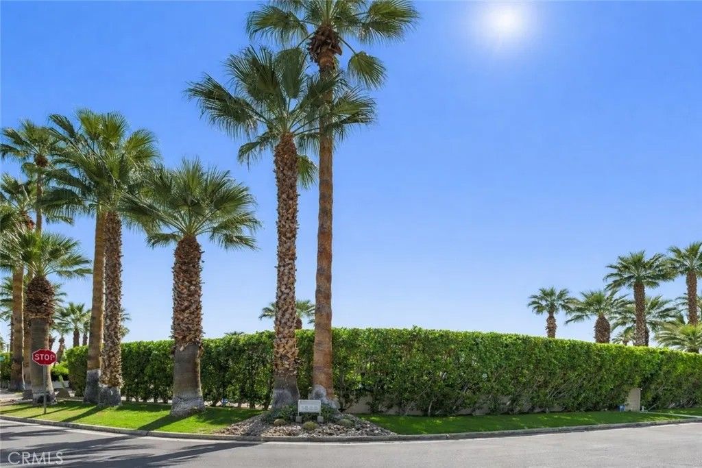 Photo of 1500 S Via Entrada, Palm Springs, CA 92264 (MLS # GD26029424)