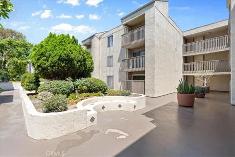 MLS: IG26173262